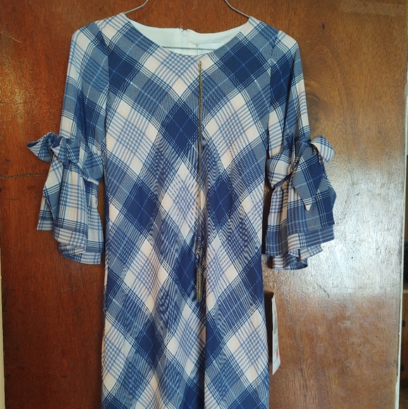 Beautiful mini dress - Picture 1 of 4